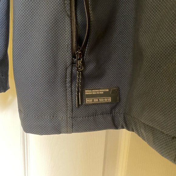 Point Zero Raincoat - Picture 2 of 5